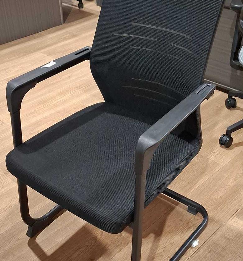 Ergoline TS-26 Mesh Visitor Chair – Black Fabric with Iron Frame image