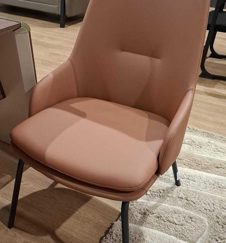 Imperio 172 PU Visitor Chair – Camel with Iron Base image