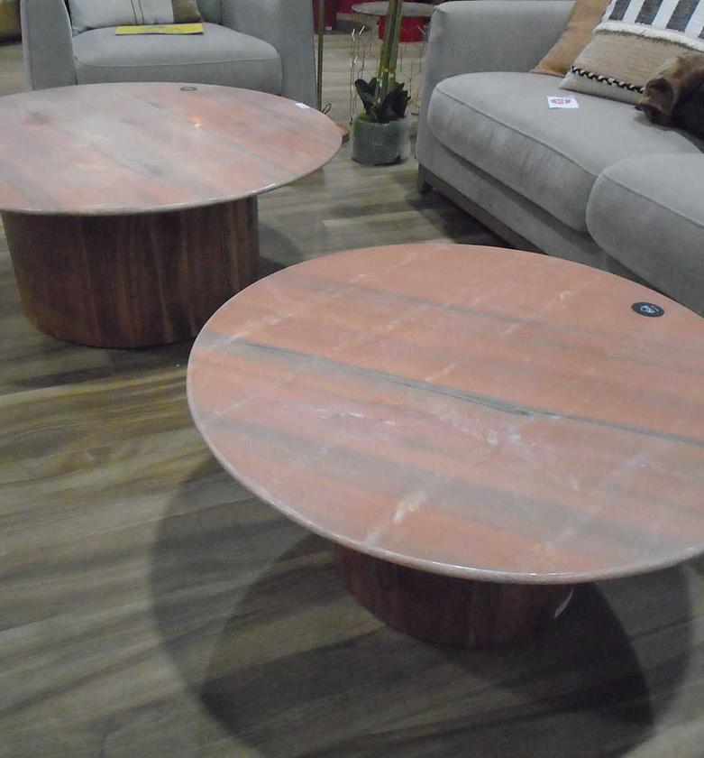 Coffee tables set of 2 image