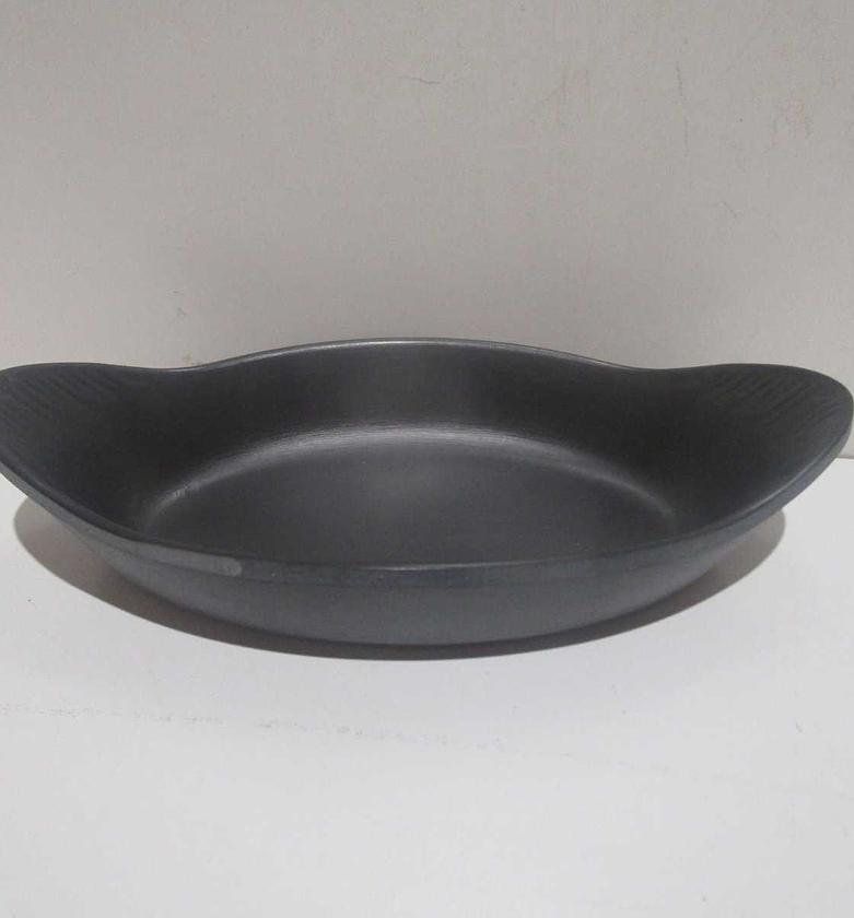 Oval pan w ears 100% image