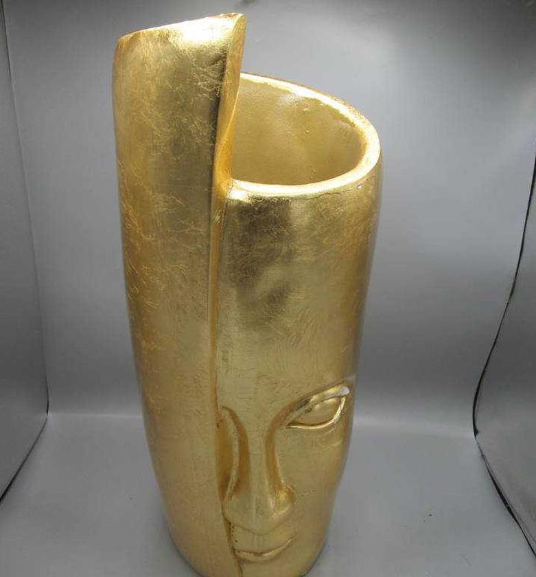 24"facial planter image