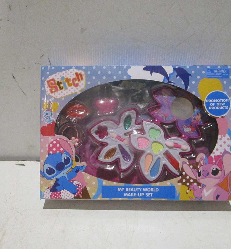 Stitch makeup set  image