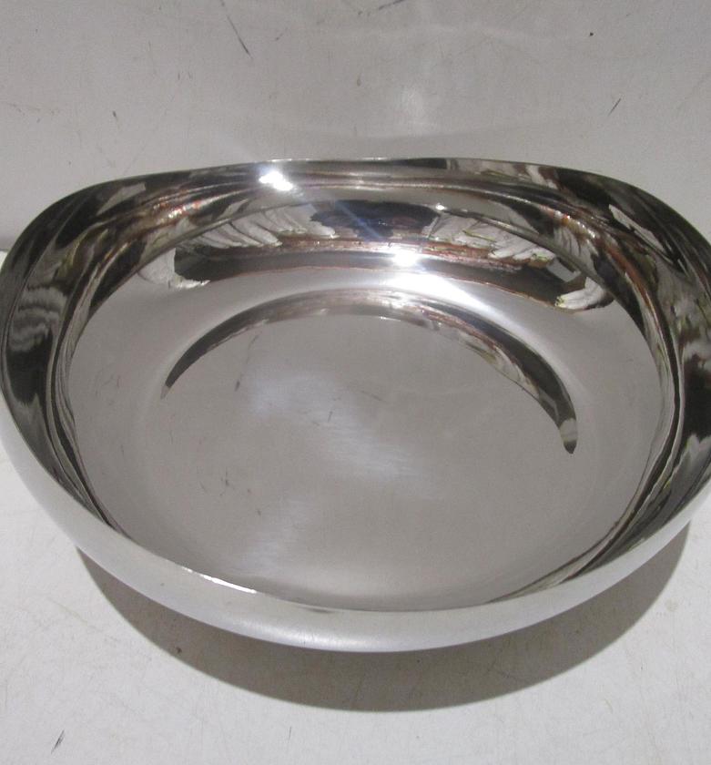 Plate big round stainless image