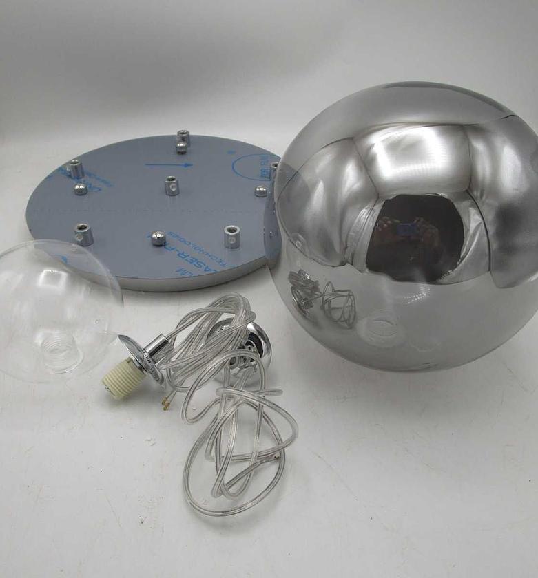 Pending lamp with ampoull image