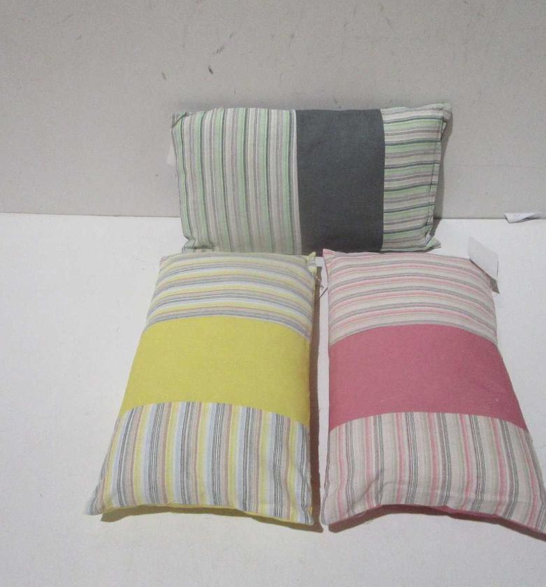 Pink cushion grey yellow 30x50 image