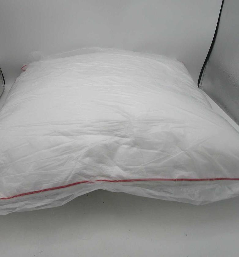Pillow white single piping image