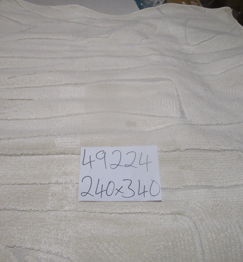 Carpet 240x340 vanja pp / image