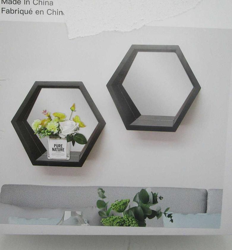 Wall shelf floating with mirror image