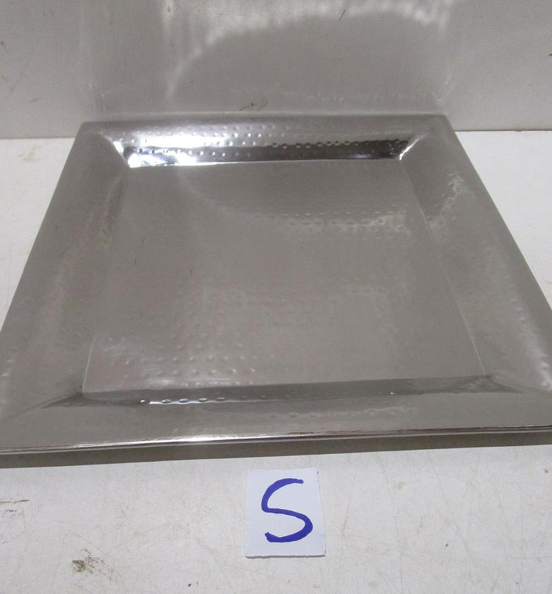 Plate small square single image