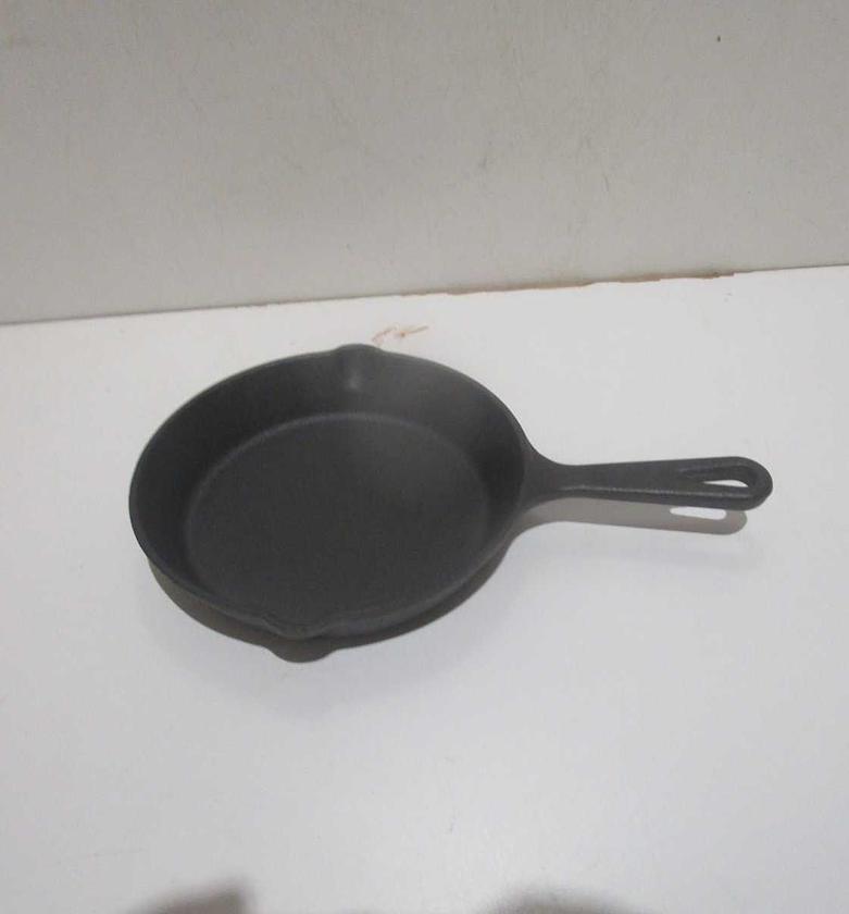 Cast iron plate 16cmx2.9 #ref:sh1640# image