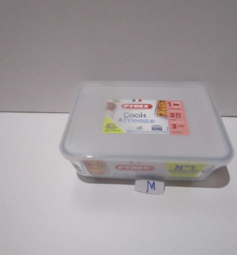 Rectangular Storage Dish with Lid image