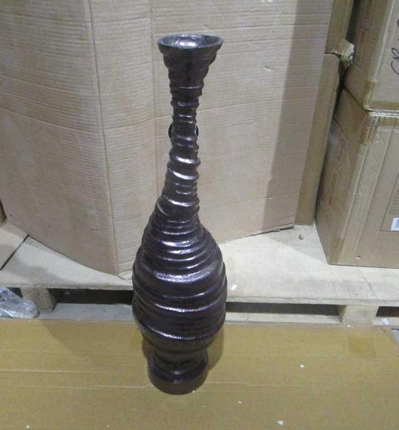 DECORATIVE ALUMINIUM VASE image