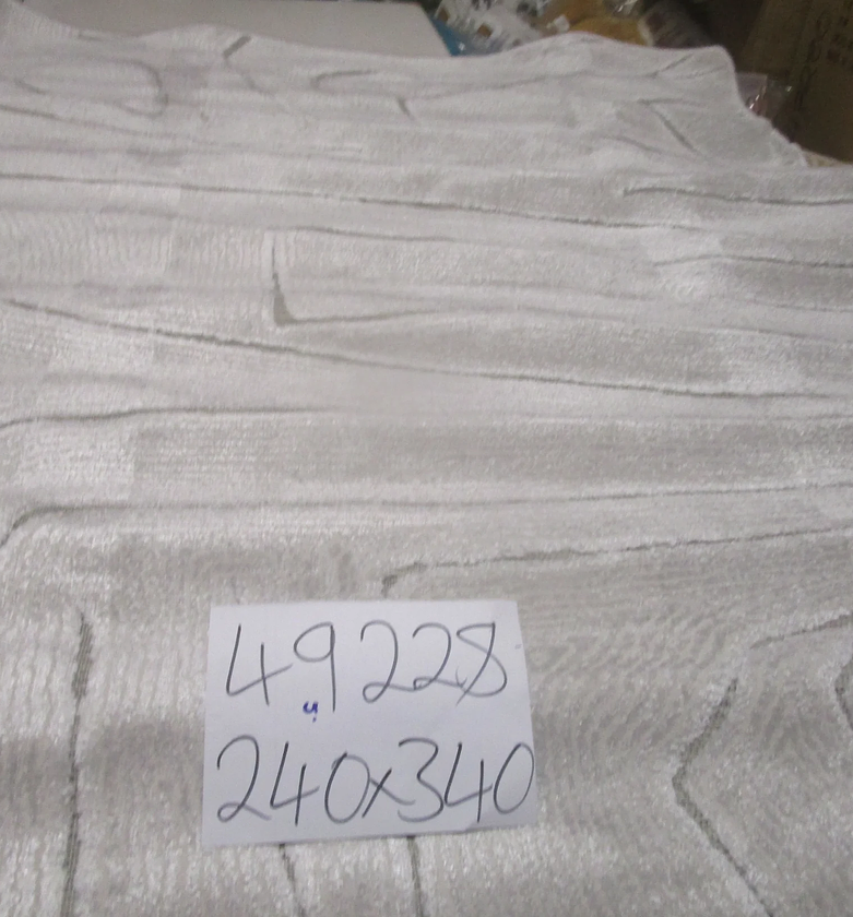 Carpet 240x340 vanja pp / image