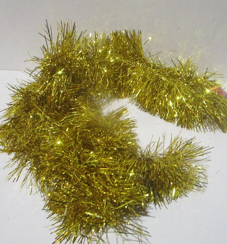 Glossy garland pet packing: image