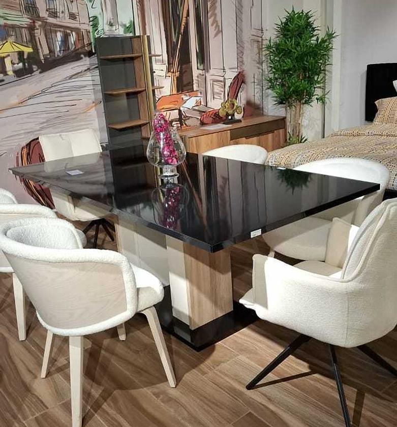 Velora Black Gloss Dining Table image