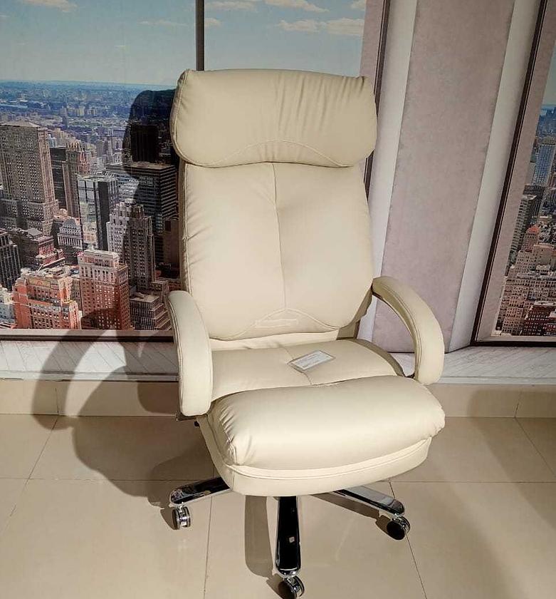 High back office chair beige image