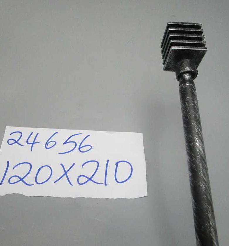 Curtain rod, extensible 1 image