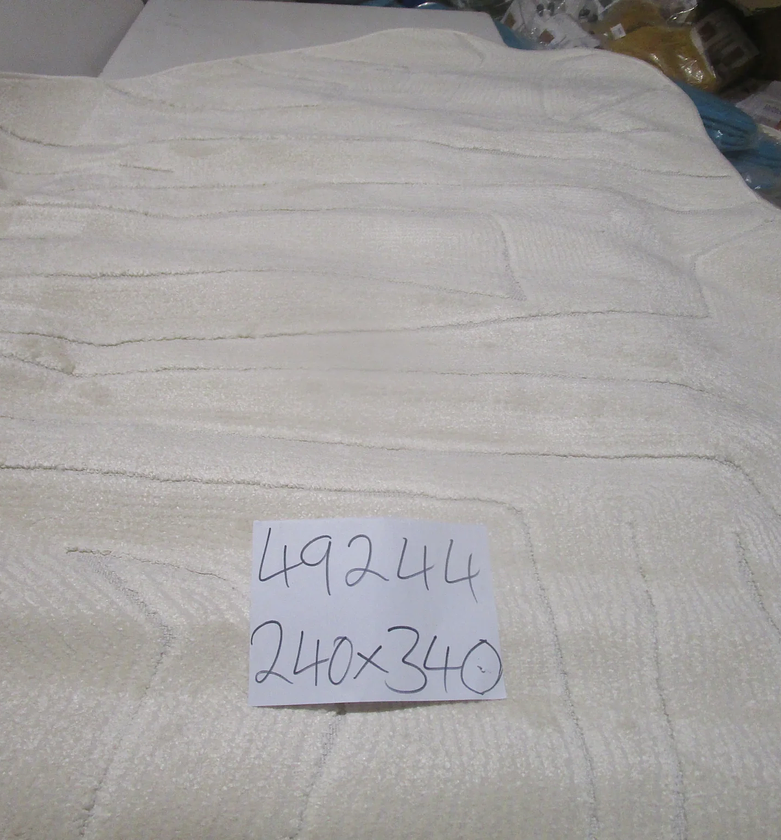 Carpet 240x340 vanja pp / image