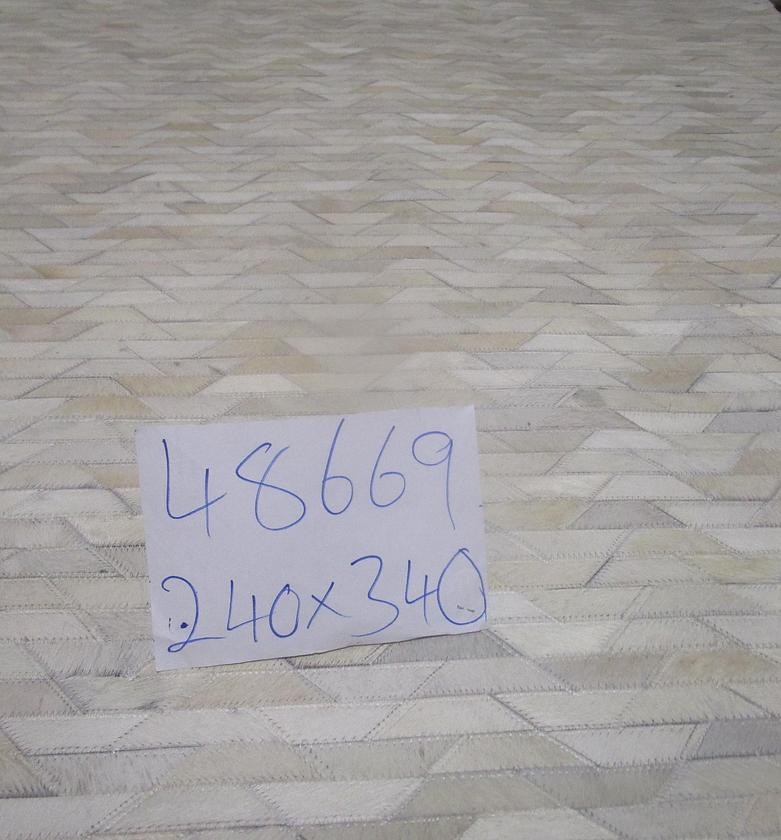 Carpet 100% leather handmade image