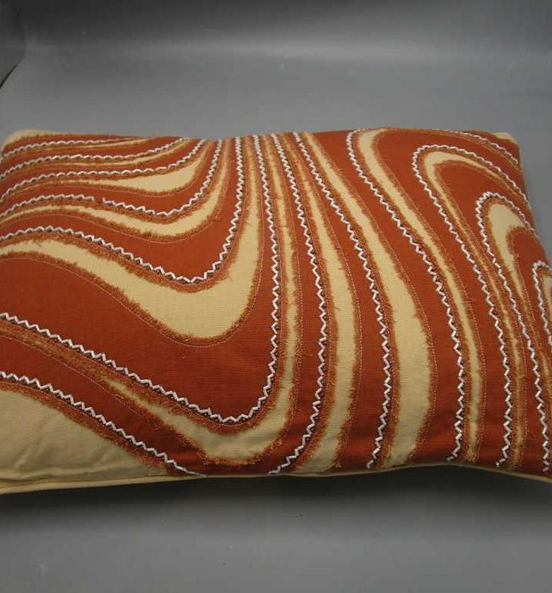 Cushion cotton embroidere image