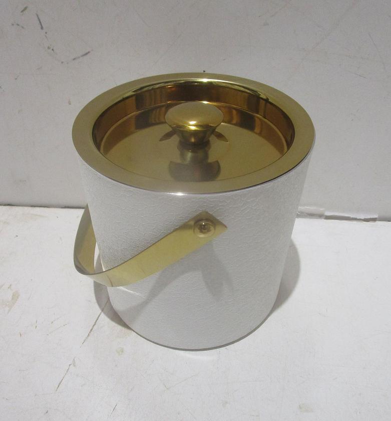 Ice bucket 3l with lid image