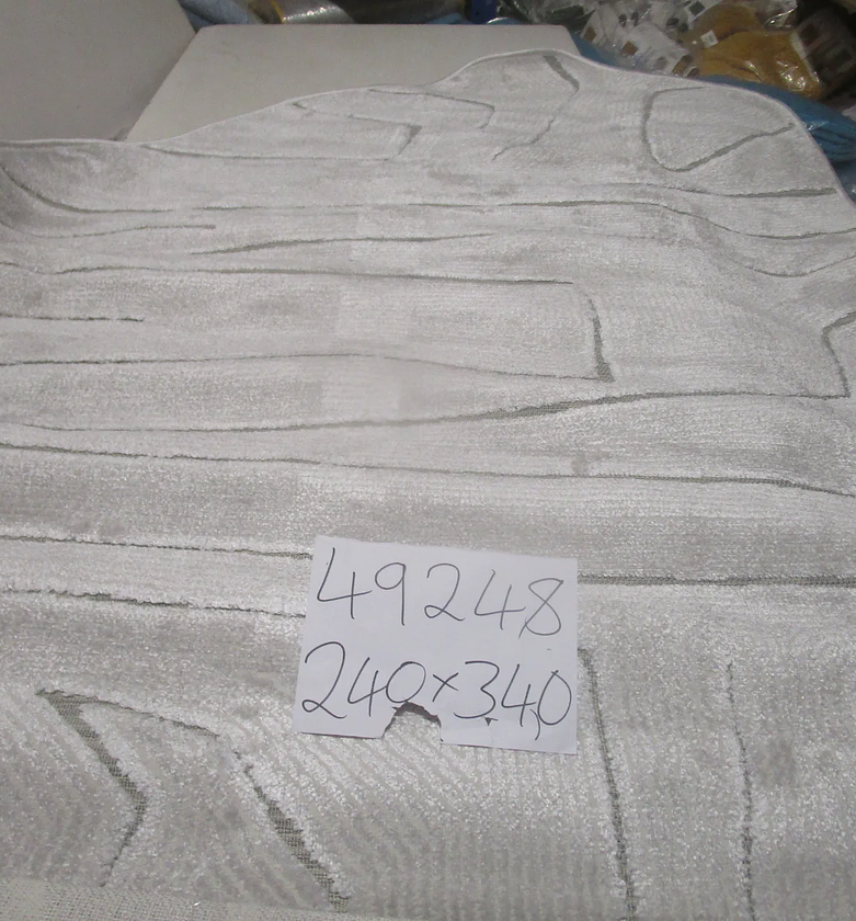 Carpet 240x340 vanja pp / image