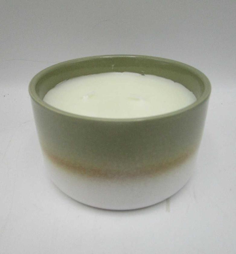 Scented candle in ceramic image