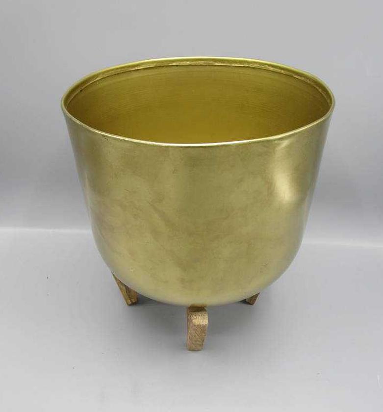 METAL/WOOD PLANTER image