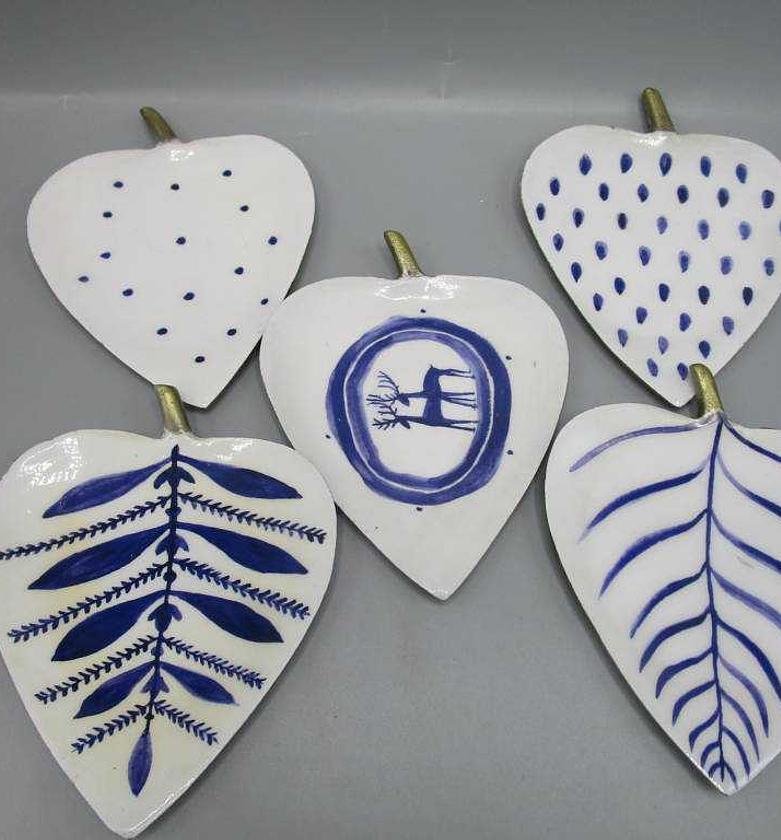 METAL LEAF WITH ENAMEL image