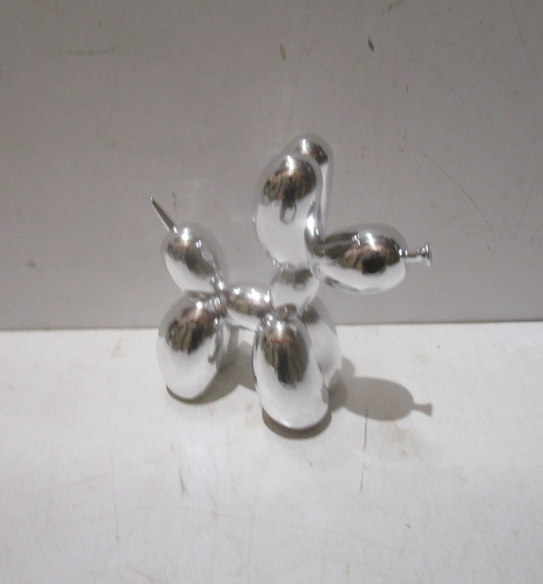 Silver dog, 936g resin multi image