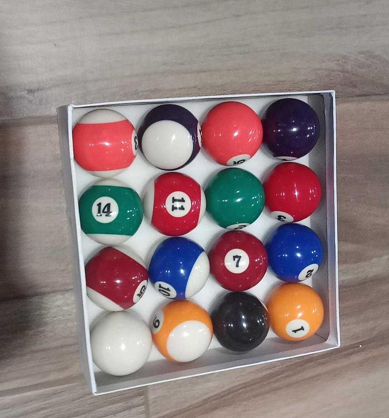 Billiard ball as picture ball image