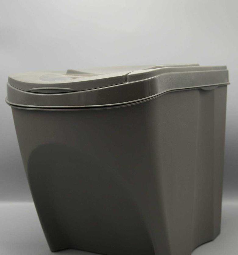 Waste bin easy recycling  image