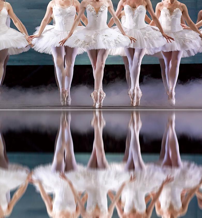 FRAME 4MM TEMPERED GLASS image