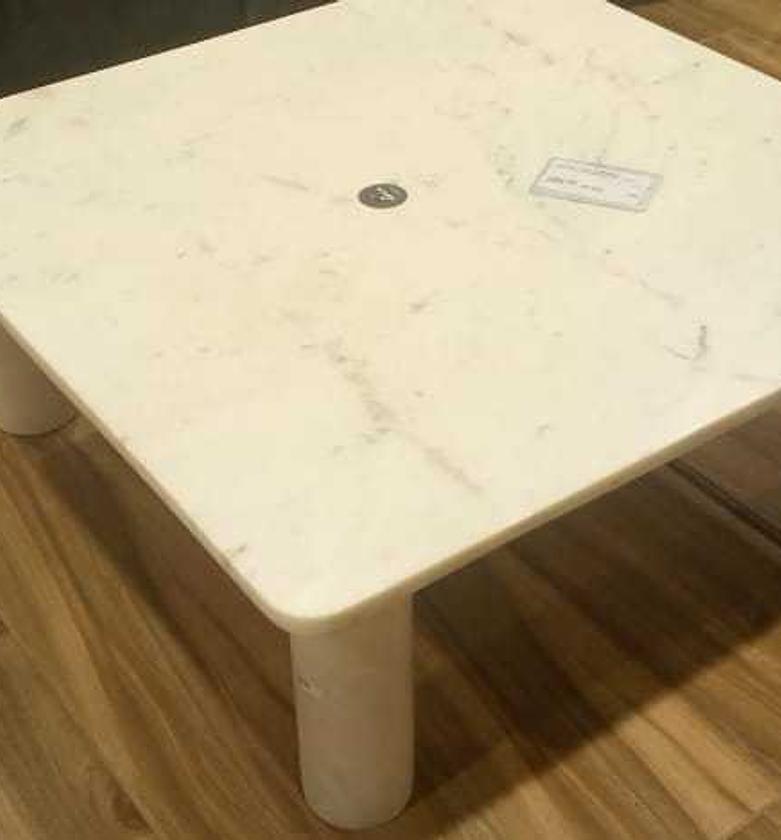 Coffee table white in marble image