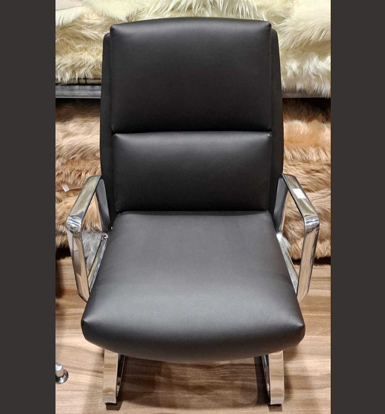 Aura Chrome Sled Base Visitor Chair image