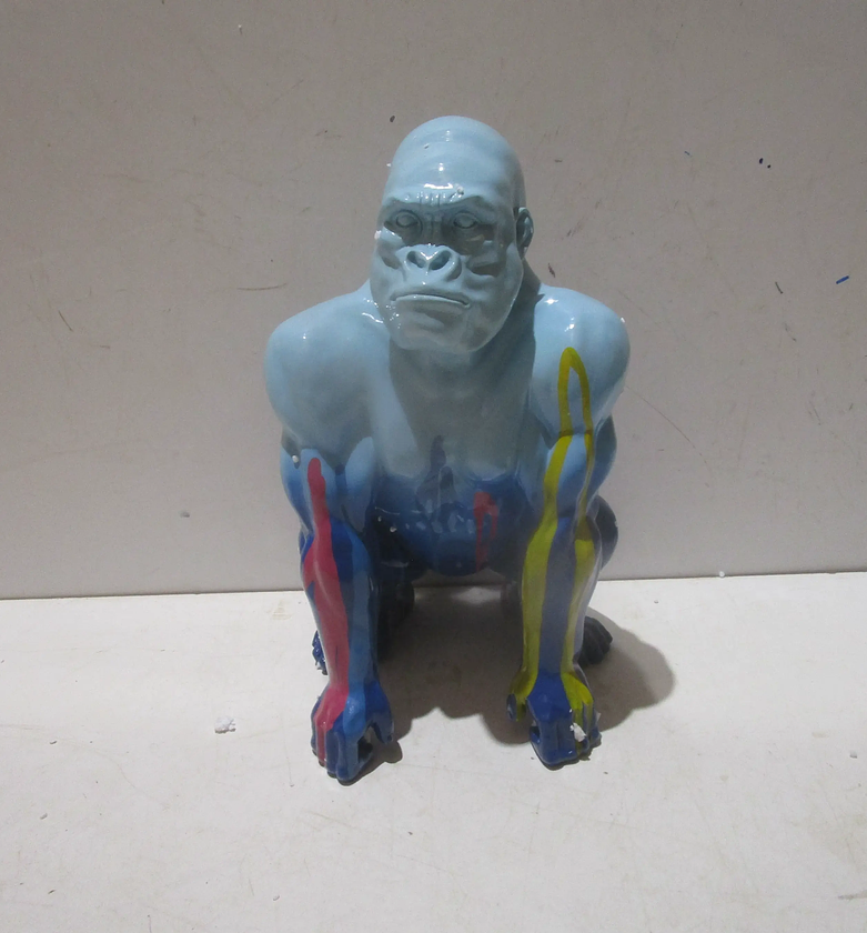 Color gorilla, 3910g resin image