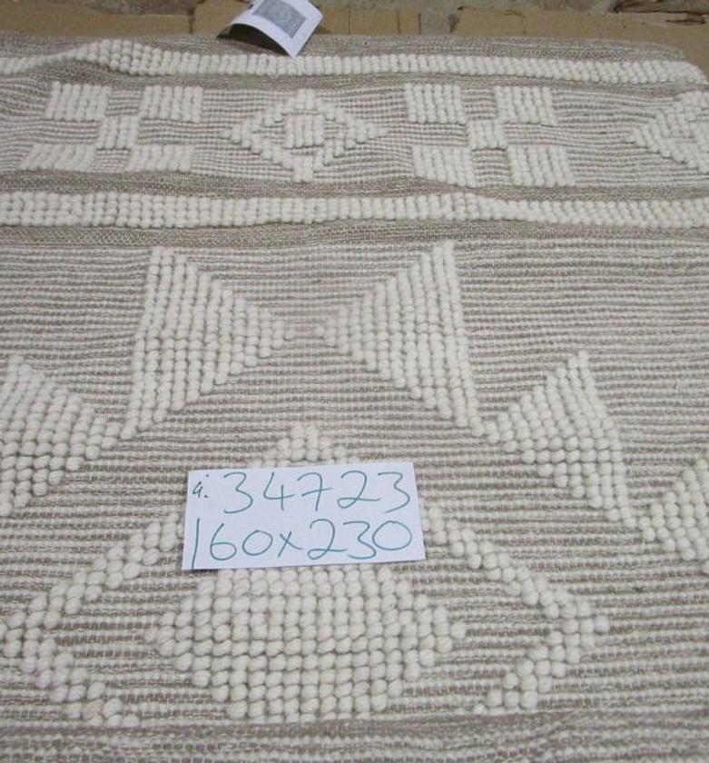 Carpet 40% cotton 60% wool image