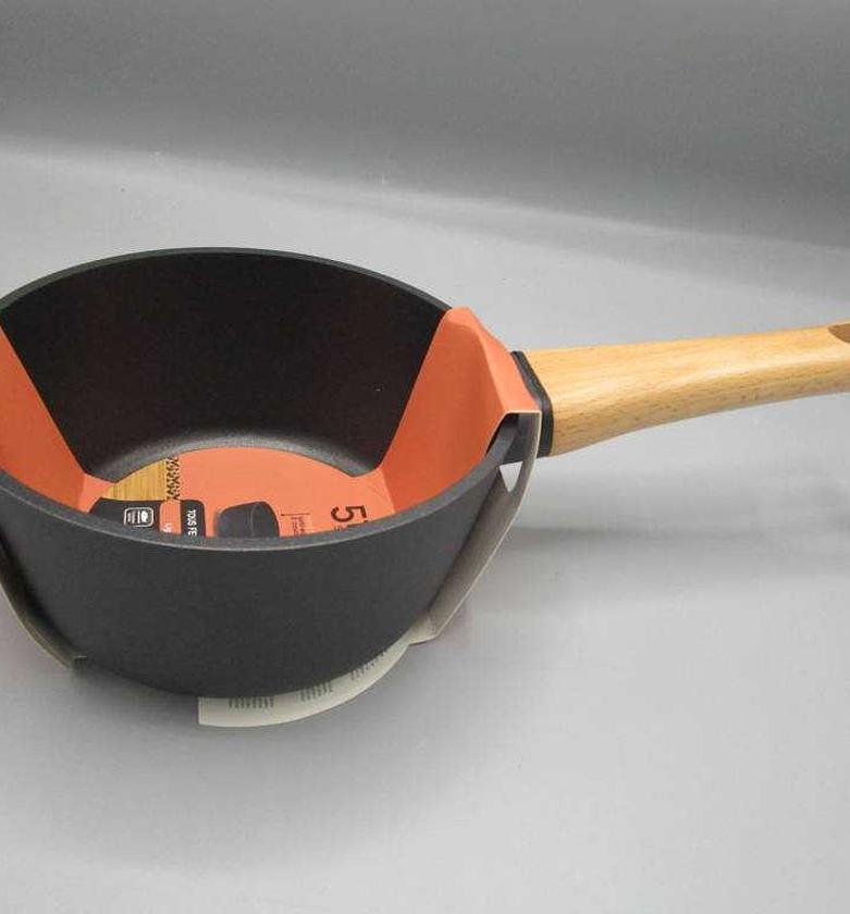 CASROL 18 CASRL ALU BALAN image