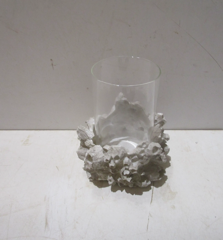 Seaurchin candle resin holder image