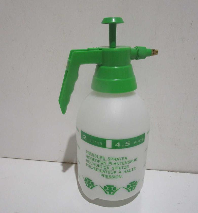 Pressure sprayer white+ green image